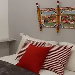 לינה וארוחת בוקר Real Fonderia 4*